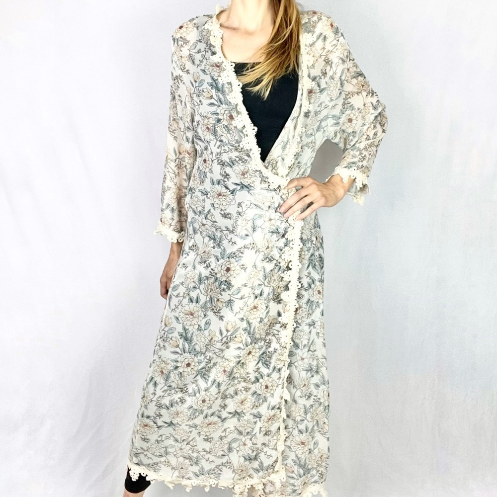 LUCKY MORE | 💐Cream Floral-Print Lace Trim Cardigan Long Shawl Robe Duster